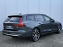 Volvo V60 B4 AUT7 197PK Essential Edition Bright **DIRECT LEVERBAAR** 20" Lichtmetalen velgen | Lederen bekleding | Climate Pack | Driver Assist Pack | Charcoal hemebekleding | Bright exterieuraccenten