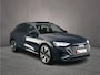 Audi Q8 e-tron 55 quattro S Edition 115 kWh | Trekhaak | Tour | Pano | Memory | Rolgordijnen | Ambient Lighting | Carplay | ACC |