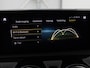 Mercedes-Benz A-klasse 180 AMG | Panoramadak | Stoelverwarming | Carplay | Sfeerverlichting | Leder/Alcantara | Navigatie | Park Assist | Full LED | Widescreen | Climate control | Cruise control