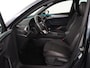 SEAT Leon 1.5 TSI FR Launch Edition | Trekhaak | Adaptive cruise | Sfeerverlichting | Carplay | Navigatie | Full LED | 18'' | Parkeerhulp | Climate control | Sportstoelen | Bluetooth