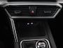 SEAT Leon 1.5 TSI FR Launch Edition | Trekhaak | Adaptive cruise | Sfeerverlichting | Carplay | Navigatie | Full LED | 18'' | Parkeerhulp | Climate control | Sportstoelen | Bluetooth