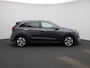 Kia Niro EV e-Niro ExecutiveLine 64 kWh | Apple Carplay / Android Auto | Stoelverwarming/Koeling | Lederen Bekleding | Camera | Privacy Glass |