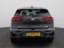 Kia Niro EV e-Niro ExecutiveLine 64 kWh | Apple Carplay / Android Auto | Stoelverwarming/Koeling | Lederen Bekleding | Camera | Privacy Glass |