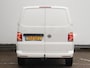 Volkswagen Transporter 2.0 TDI L2H1 28 Bulli | Trekhaak | Adaptive cruise | Navigatie 'Pro' | Versterkte vering | Parkeersensoren | LED |