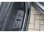 Volkswagen T-Roc 1.5 TSI 150pk DSG Sport | Panoramadak | Trekhaak | Stoelverwarming | Achteruitrijcamera | Leer