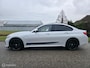 BMW 3-Serie 330e M-pakket / Pano / HUD / / Memory / Full