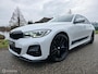 BMW 3-Serie 330e M-pakket / Pano / HUD / / Memory / Full