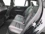Volvo V60 B4 Plus Dark DCT | 197 PK | Memory Seat | Lederen Bekleding | Camera | Stoelverwarming | Elektrische Kofferklep |