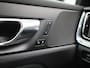 Volvo V60 B4 Plus Dark DCT | 197 PK | Memory Seat | Lederen Bekleding | Camera | Stoelverwarming | Elektrische Kofferklep |