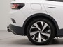 Volkswagen ID.4 First 77 kWh incl. wegklapbare trekhaak | | SoH 88,7 % | Apple Carplay | Navigatie | Achteruitrij camera | Verwarmde voorruit | Voorstoelen verwarmd | Spraakbediening | Wegklapbare trekhaak | Parkeersensoren voor en achter |