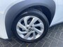 Toyota Aygo X 1.0 VVT-i MT first | All season banden | Parkeersensoren Voor | Lm velgen |