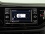 Volkswagen Polo 1.0 TSI Life 95 pk | Navigatie via App | Panoramadak | 17" LM velgen | Parkeersensoren | Adaptieve cruise control | LED koplampen | Stoelverwarming |