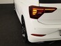 Volkswagen Polo 1.0 TSI Life 95 pk | Navigatie via App | Panoramadak | 17" LM velgen | Parkeersensoren | Adaptieve cruise control | LED koplampen | Stoelverwarming |