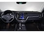 Volvo XC60 T8 Recharge AWD Momentum - Panorama/schuifdak - IntelliSafe Assist & Surround - Parkeercamera achter - Verwarmde voorstoelen - Parkeersensoren voor & achter - Volvo On Call - Elektr. inklapbare trekhaak - 19' LMV