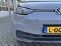 Volkswagen ID.3 Life 58 kWh 204pk Navigatie / 18"LM velgen / Zwart dak / App-connect / Parkeersensoren / Keyless-Go State of health is 89%