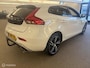 Volvo V40 2.0 T2 R-Design