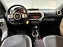 Renault Twingo 75PK SCe Collection | Stoelverwarming Bestuurdersstoel | Cruise Control | Airco | USB | Licht Sensor | Bluetooth | LED Dagrijverlichting | Elektrische Ramen & Spiegels | Armsteun | DAB Radio |