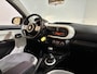 Renault Twingo 75PK SCe Collection | Stoelverwarming Bestuurdersstoel | Cruise Control | Airco | USB | Licht Sensor | Bluetooth | LED Dagrijverlichting | Elektrische Ramen & Spiegels | Armsteun | DAB Radio |