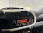Renault Twingo 75PK SCe Collection | Stoelverwarming Bestuurdersstoel | Cruise Control | Airco | USB | Licht Sensor | Bluetooth | LED Dagrijverlichting | Elektrische Ramen & Spiegels | Armsteun | DAB Radio |