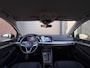 Volkswagen Golf 1.0 eTSI Automaat Life Apple-Carplay *NL-AUTO*