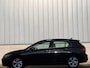 Volkswagen Golf 1.0 eTSI Automaat Life Apple-Carplay *NL-AUTO*