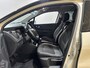 Renault Captur 90PK TCe Intens | Navi | Camera | Cruise Control | Parkeersensoren | Licht & Regen Sensor | Lichtmetalen Velgen | Privacy Glass | Full LED | Armsteun | Licht & Regen Sensor |