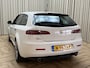 Alfa Romeo 159 Sportwagon 1.7 T TI *Schuifdak* CarPlay, Leder+Stoelverw., BOSE, Xenon, 19" TI, 200PK