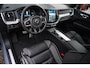 Volvo XC60 B5 Inscription | Pano. dak | Adaptive Cruise | BLIS | Premium Audio | Stoel/Stuurwiel verwarming |