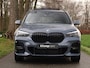 BMW X1 xDrive25i M-Sport | H+K | HUD | Pano | Trkhk | NAV-Pro | 19inch | Full Options!