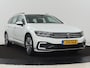 Volkswagen Passat 1.4 TSI PHEV GTE | Stoelverwarming | Virtual Cockpit | Adaptive cruise | Massage | Matrix LED | Camera | Memory | Carplay | Navigatie | Plug In