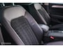 Volkswagen Passat Variant 1.4 TSI ACT Highline Business R | VC | ACC | Camera | Alcantara | Trekhaak | Dealer onderhouden | LED | Rijklaar |