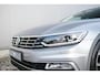 Volkswagen Passat Variant 1.4 TSI ACT Highline Business R | VC | ACC | Camera | Alcantara | Trekhaak | Dealer onderhouden | LED | Rijklaar |