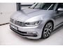Volkswagen Passat Variant 1.4 TSI ACT Highline Business R | VC | ACC | Camera | Alcantara | Trekhaak | Dealer onderhouden | LED | Rijklaar |