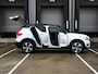 Volvo XC40 R-Design Expression 1.5 T4 Recharge 211pk Automaat SCHUIF-DAK | HARMAN/KARDON | ADAPT. CC | DODE HOEK | 360° CAM. | 19''LM