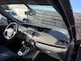 Renault Grand Scenic 1.2 TCe R-Cinéma Cruise Keyless Leder Airco Navi DVD Trekhaak PDC 17 Inch Zeer Nette Auto !!!