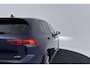 Volkswagen Golf 1.5 eTSI R-Line | Org NL | CarPlay | Climate Control | Stoel-/Stuurverwarming | Sportstoelen |