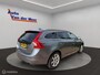 Volvo V60 1.5 T3 Kinetic / Navigatie / Half leder / Etc..