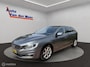 Volvo V60 1.5 T3 Kinetic / Navigatie / Half leder / Etc..