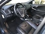 Volvo V40 Cross Country 1.5 T3 Polar+ Luxury Automaat | Rijklaar incl 12 mnd Bovag | Panoramadak Keyless entry Darktint H/K audio