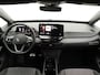 Volkswagen ID.3 Pro Business 59 kWh | Achteruitrijcamera | Stoel- en stuurverwarming | Matrix LED |