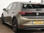 Volkswagen ID.3 Pro Business 59 kWh | Achteruitrijcamera | Stoel- en stuurverwarming | Matrix LED |