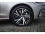 Volvo V90 2.0 T6 Plug-in hybrid AWD Ultimate Bright | Panoramadak | Geventileerd leder | Stoel en stuurverwarming | Adaptieve cruise control