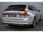 Volvo V90 2.0 T6 Plug-in hybrid AWD Ultimate Bright | Panoramadak | Geventileerd leder | Stoel en stuurverwarming | Adaptieve cruise control