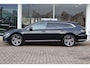 Volkswagen Arteon Shooting Brake 1.4 TSI eHybrid 218pk R-Line Business+ | SoH 88% | Trekhaak Wegklapbaar | Navigatie | Camera | PDC