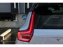 Volvo XC40 Recharge P8 AWD R-Design | Adaptieve Cruise Control | Pilot Assist | Harman/Kardon Audiosysteem | Dodehoekherkenning | Warmtepomp | 20" Lichtmetalen velgen | Stoelverwarming | Stuurwielverwarming