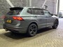 Volkswagen Tiguan Allspace 1.5 TSI R-Line Business+ | 7P | Panoramadak | Trekhaak | ACC | Stoel+Stuurverwarming | Camera
