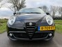 Alfa Romeo MiTo 1.4 Distinctive | Pack Sport | Apple CarPlay/Android Auto | 17" Velgen | DNA | Airco | PDC | Cruise | 6 Versnel.
