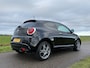 Alfa Romeo MiTo 1.4 Distinctive | Pack Sport | Apple CarPlay/Android Auto | 17" Velgen | DNA | Airco | PDC | Cruise | 6 Versnel.