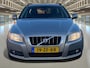 Volvo V70 2.5T Momentum Leder, trekhaak, Rijklaar+Garantie...