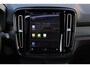 Volvo XC40 Recharge P8 AWD R-Design Lichtmetalen Velgen 19" |Kunstlederen/Alcantara Bekleding | R-Design Exterieur |Google Navigatiesysteem Full Map + Hard Disk | LED koplampen | Electronic Climate Controle | Verwarmende Voorstoelen + Stuurwiel |